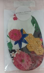 Authentic Alice + Olivia Mask